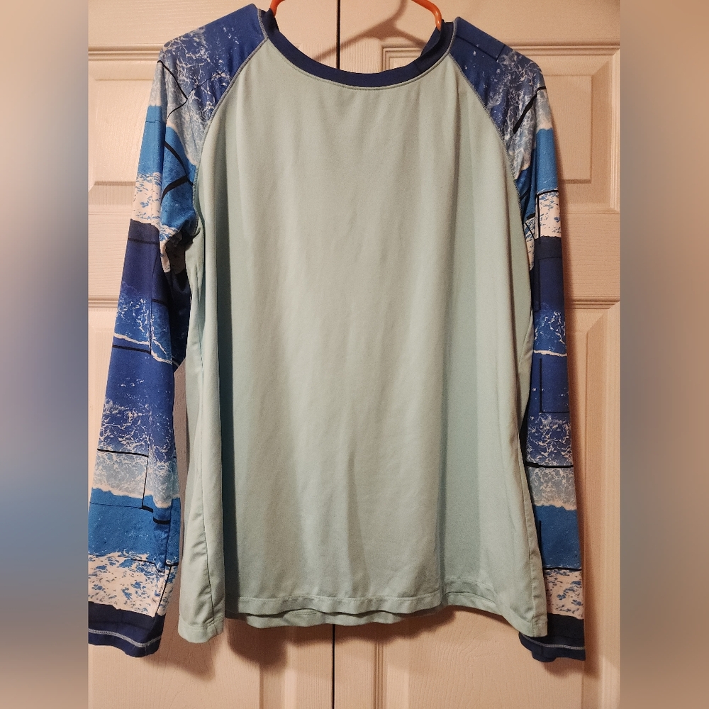 Reel Legends Aqua and Navy Rash Guard